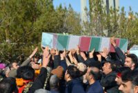 تشییع و تدفین پیکر پاک شهید گمنام در دانشگاه اردکان+ تصاویر