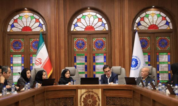 نیاز به تحول ساختاری در اقتصاد استان‌ها هم‌افزایی پژوهشی بین استان‌های یزد، کرمان و اصفهان