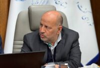 انتقال دفاتر مرکزی شرکت‌های دولتی به استان‌ها با جدیت پیگیری می‌شود