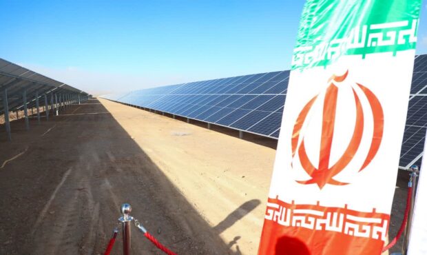 افتتاح بزرگترین نیروگاه خورشیدی یزد با حضور وزیر صمت در شهرستان اشکذر