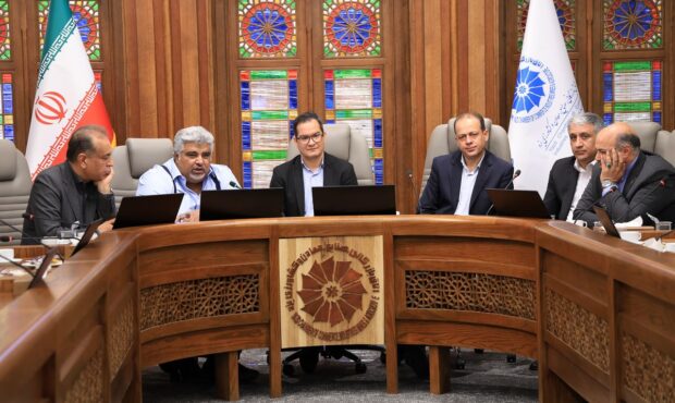 فشار مضاعف بر صنایع یزد؛ کاهش نقدینگی و افزایش هزینه‌ها در سایه اختلالات زیرساختی