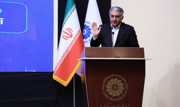 اعتبار، مهمترین سرمایه یک بازرگان در بازارهای داخلی و خارجی است اعتبار، مهمترین سرمایه یک بازرگان در بازارهای داخلی و خارجی است