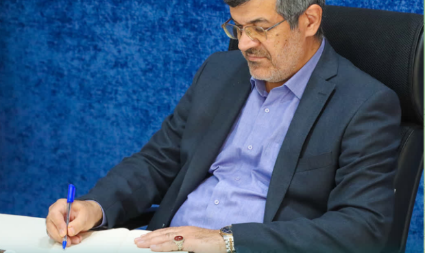 استاندار یزد: مسیر پاسداشت شهدا از سنگر علم می‌گذرد