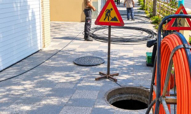 فیبرنوری مخابرات به خیابان مهدی (عج) یزد رسید