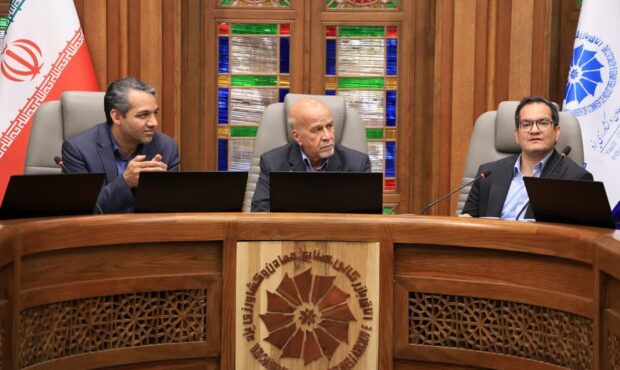 در شورای پژوهشی اتاق یزد مطرح شد: در شورای پژوهشی اتاق یزد مطرح شد: